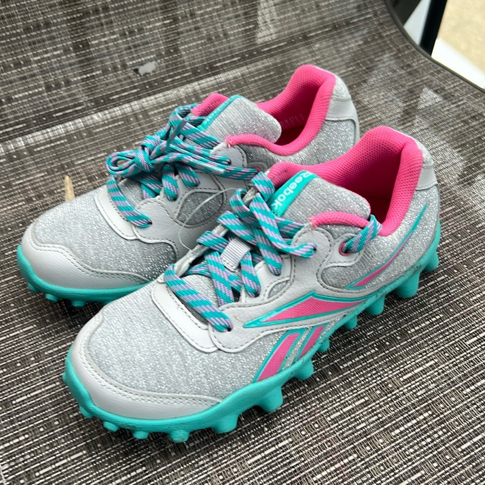 Size 13 little girls explore 67 samples